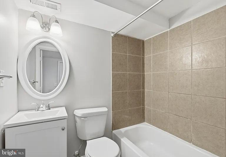 2429 BARCLAY STREET UNIT 1