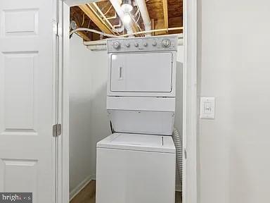 2429 BARCLAY STREET UNIT 1