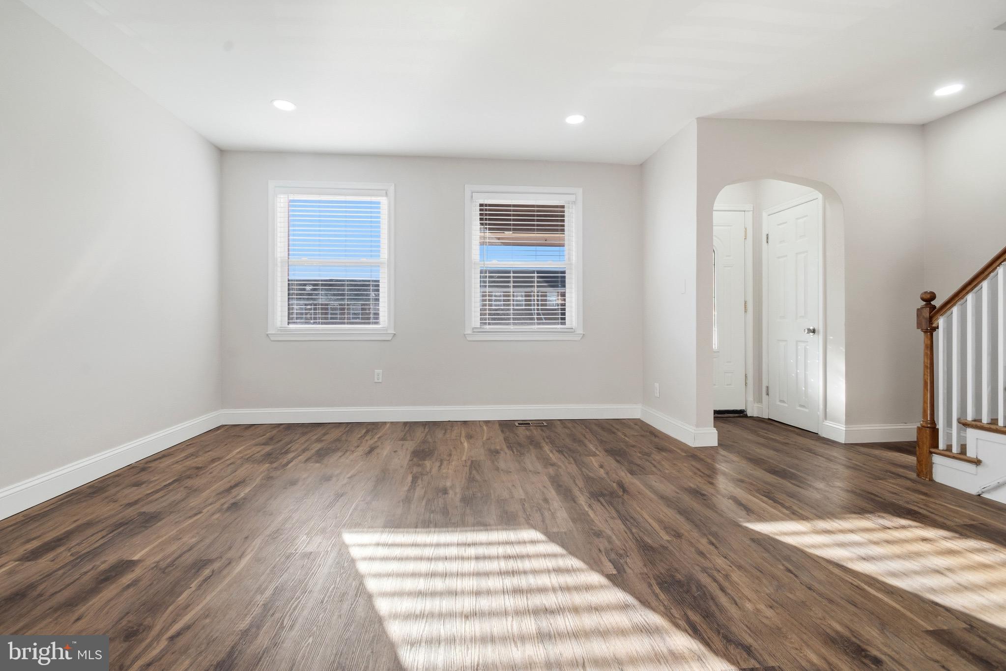 3426 PARKLAWN AVENUE