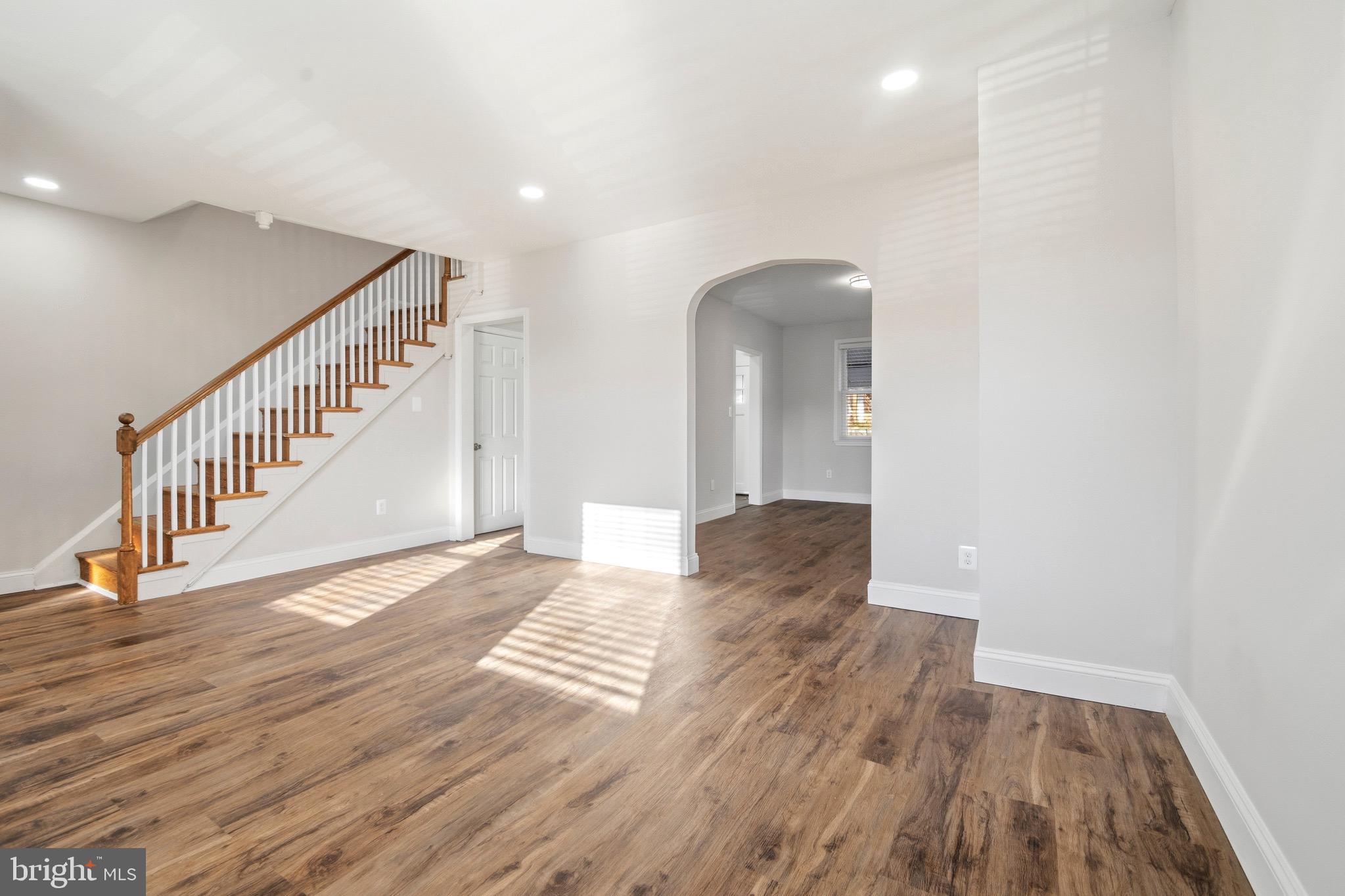 3426 PARKLAWN AVENUE