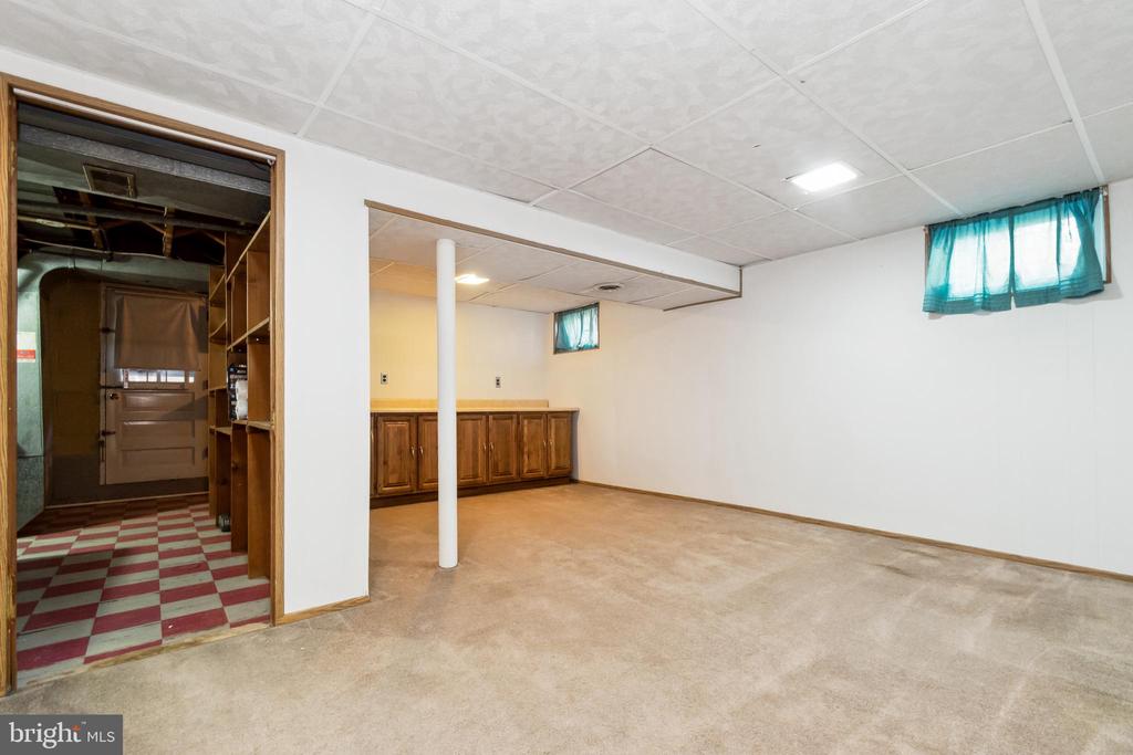 317 Elinor