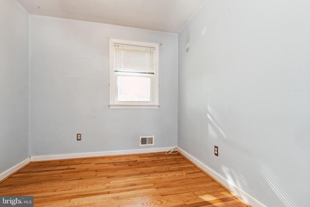 317 Elinor
