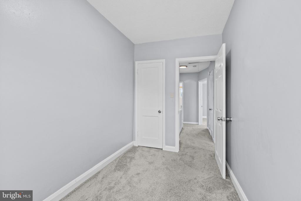 328 Stemmers Run Rd