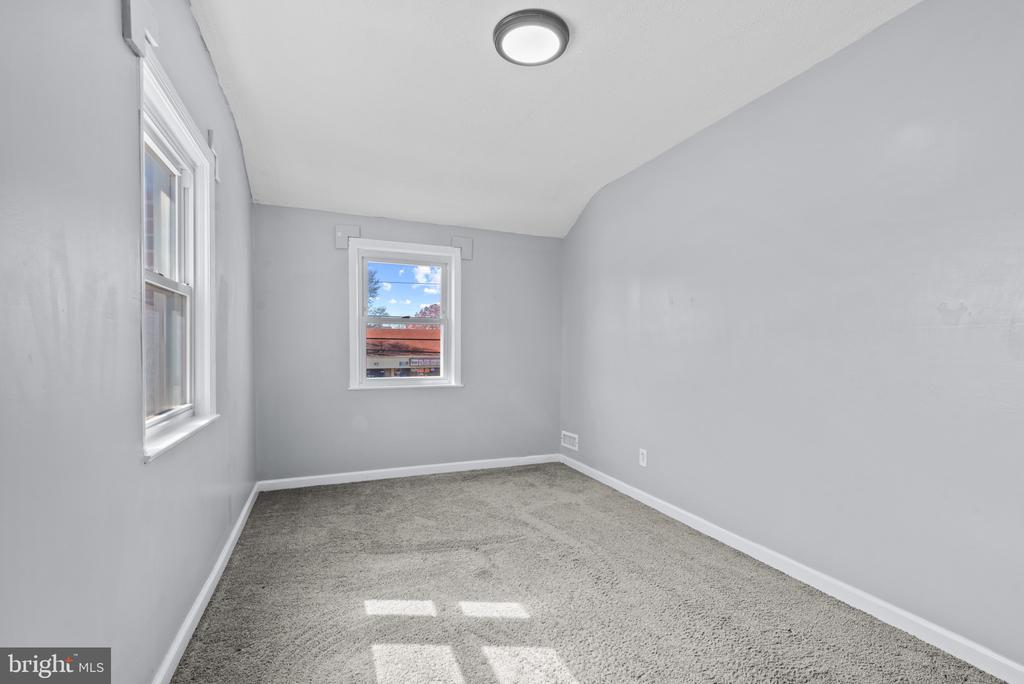 328 Stemmers Run Rd