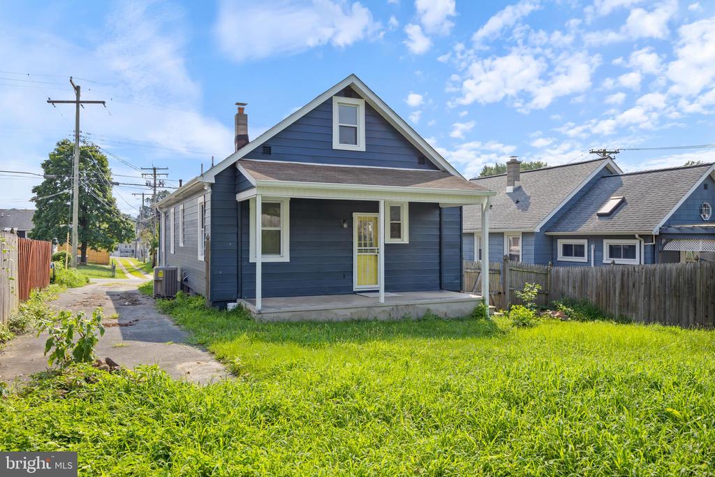 3 Greenwood Ave
