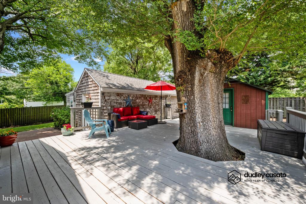 47 WILLOW AVENUE