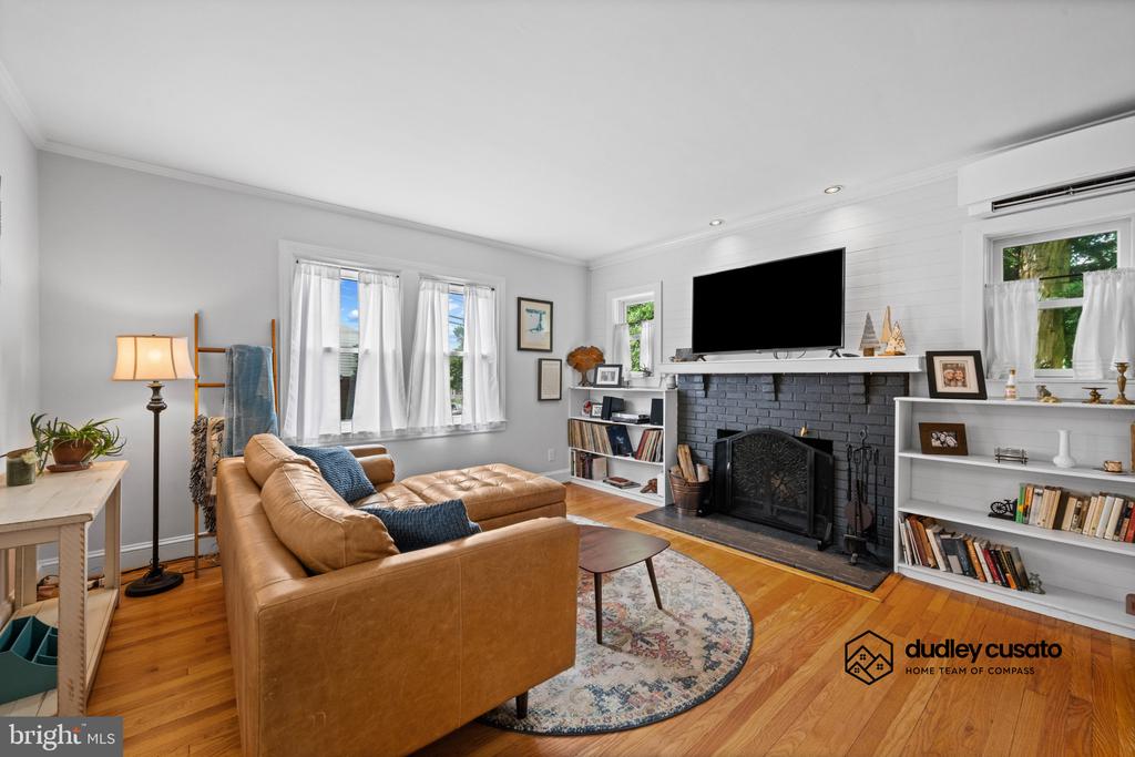 47 WILLOW AVENUE