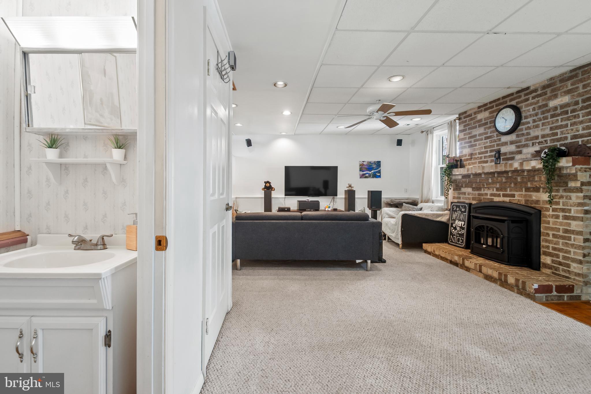 606 HARBOUR OAK DRIVE