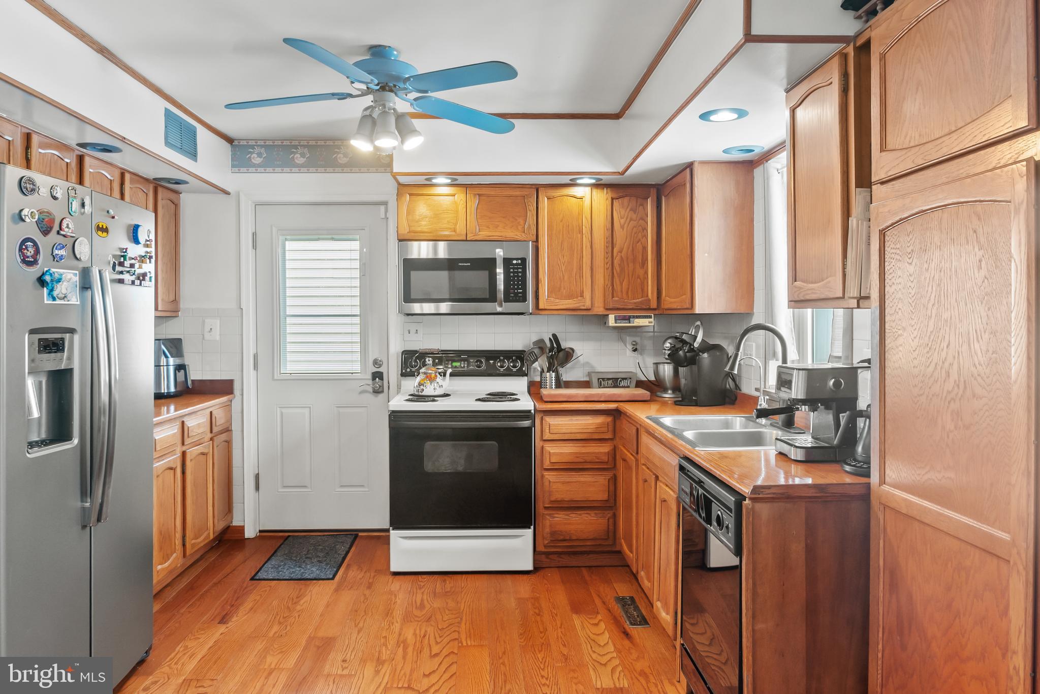 606 HARBOUR OAK DRIVE