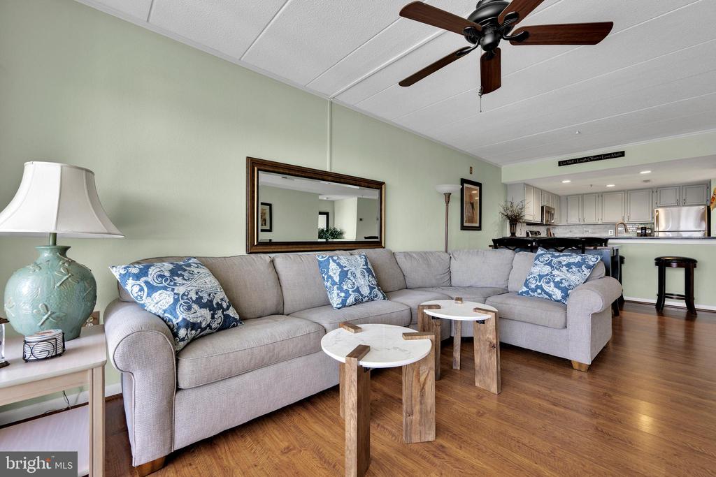 7901 COASTAL HIGHWAY C40303