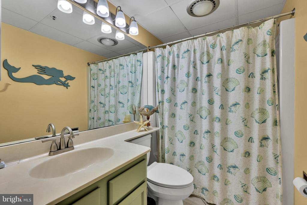 7901 COASTAL HIGHWAY C40303