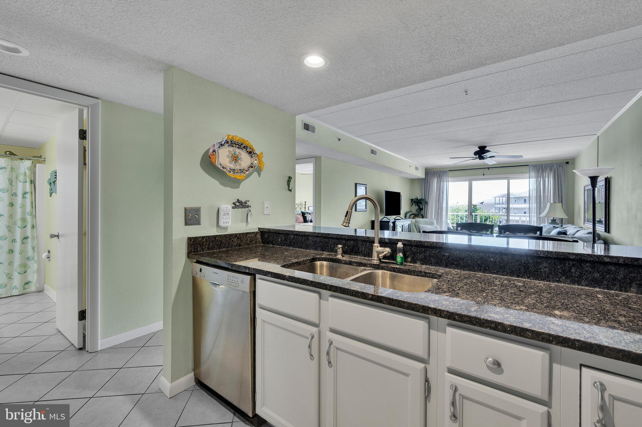 7901 COASTAL HIGHWAY C40303