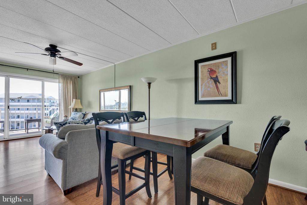7901 COASTAL HIGHWAY C40303