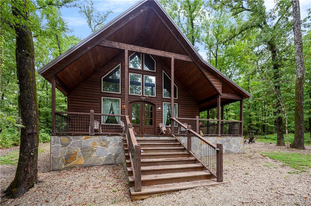31 Lost Oaks Trail