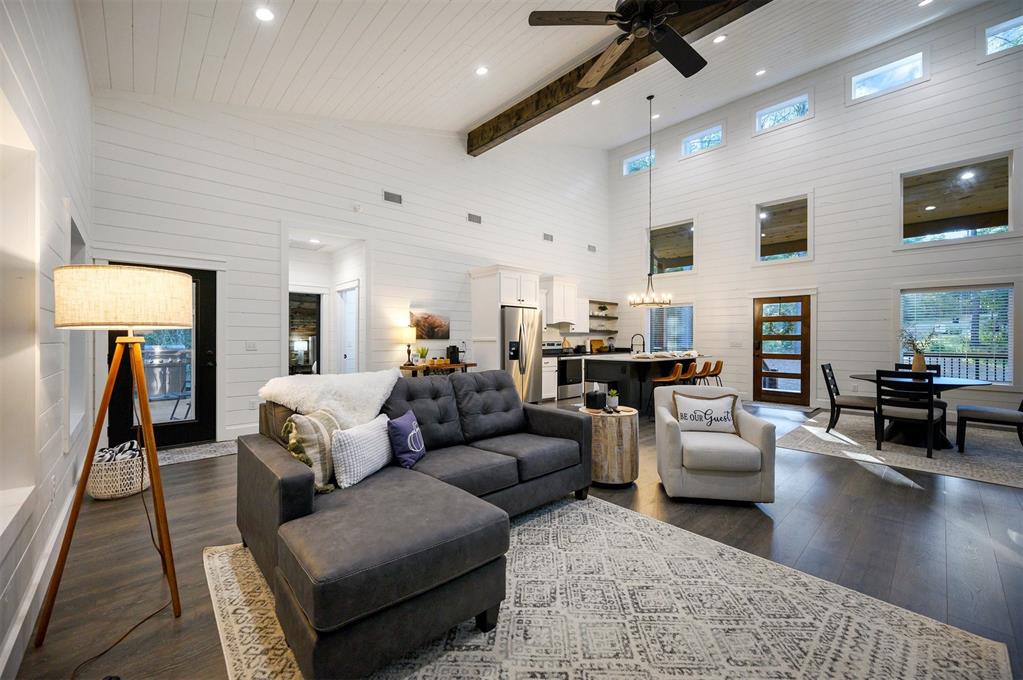 465 Triton Trail