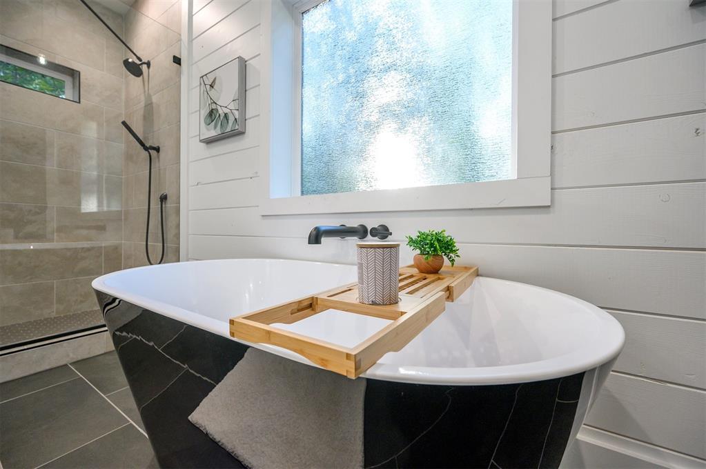 465 Triton Trail