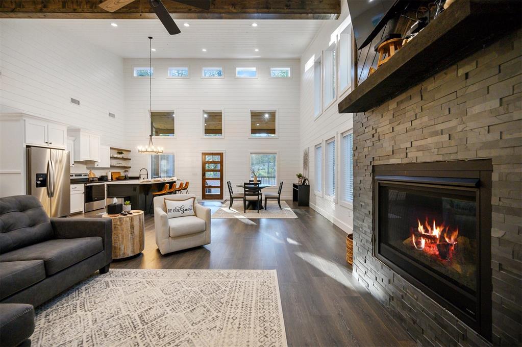 465 Triton Trail