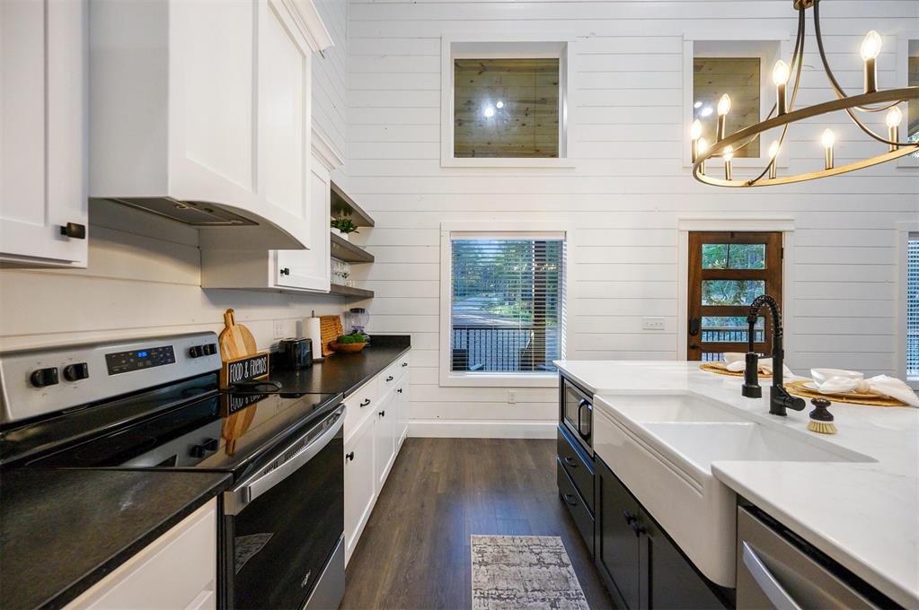 465 Triton Trail