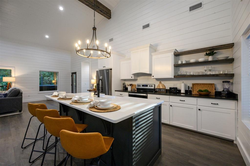 465 Triton Trail