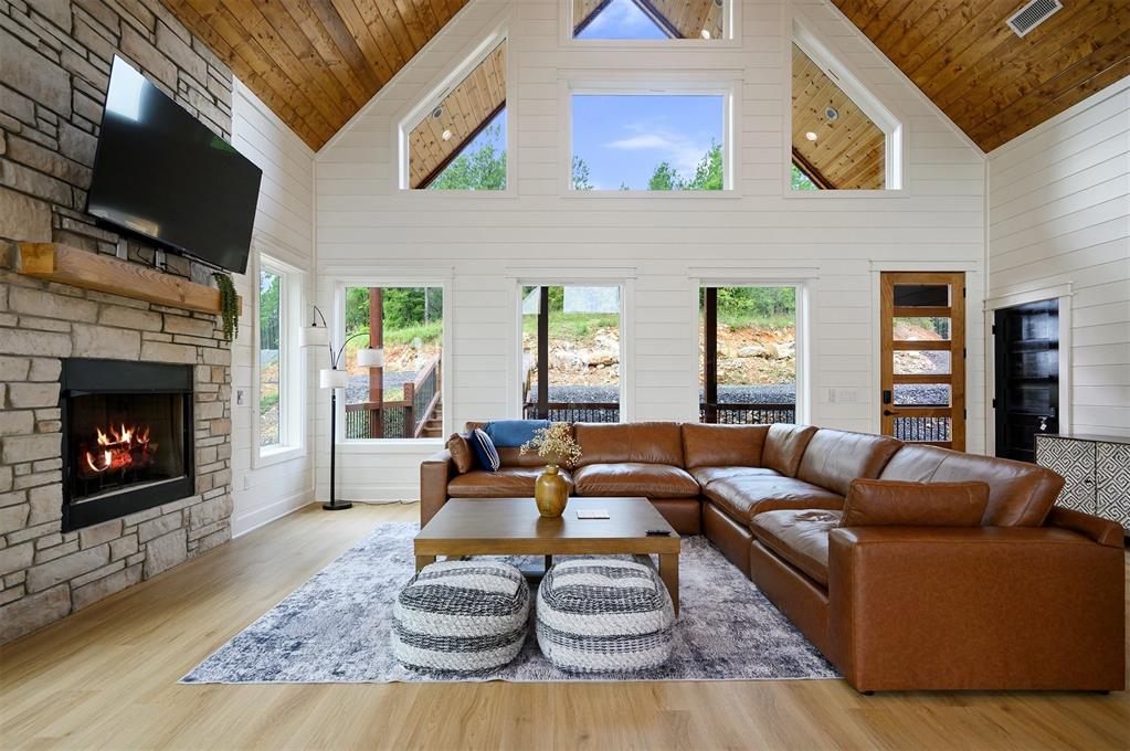763 Evergreen Vista Loop