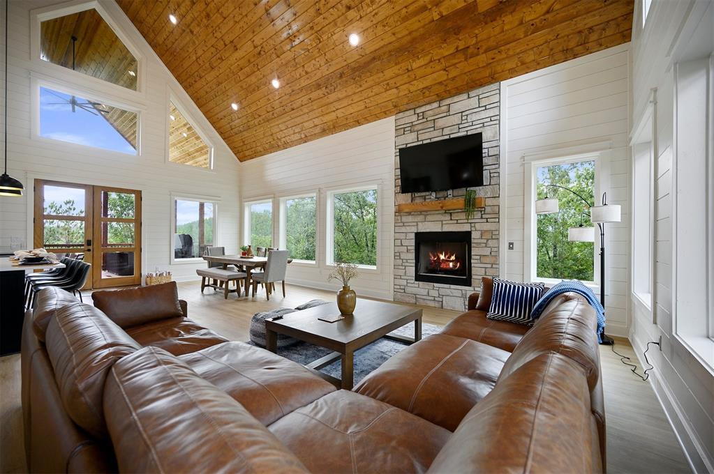 763 Evergreen Vista Loop