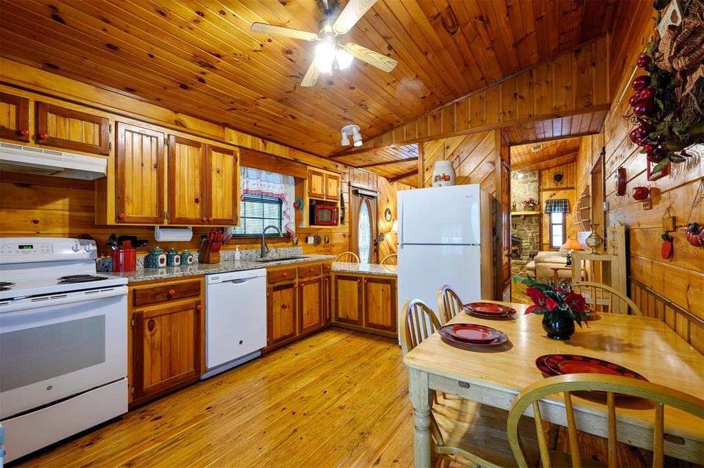 343 Woodland Circle