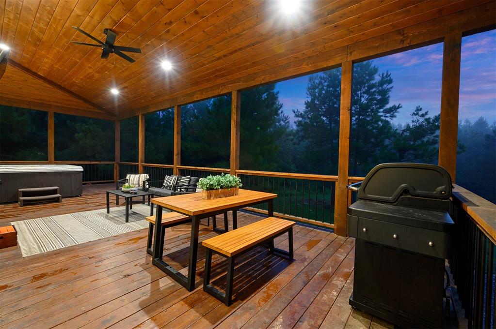 203 Hackberry Flat Trail