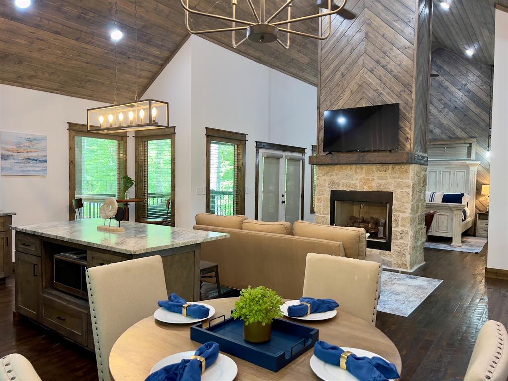 251 Mossy Bottom Trail