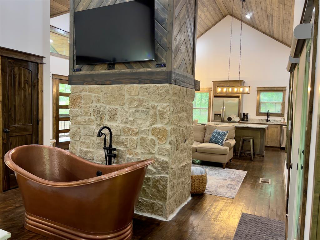 251 Mossy Bottom Trail