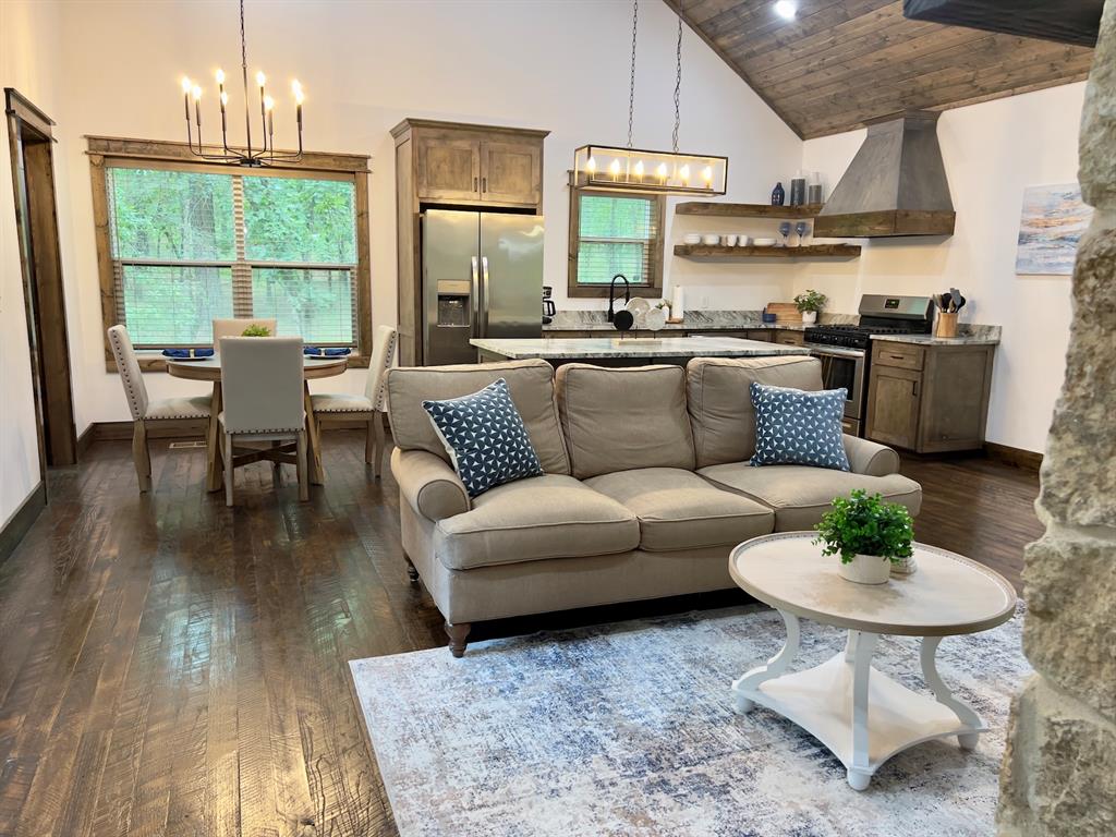 251 Mossy Bottom Trail