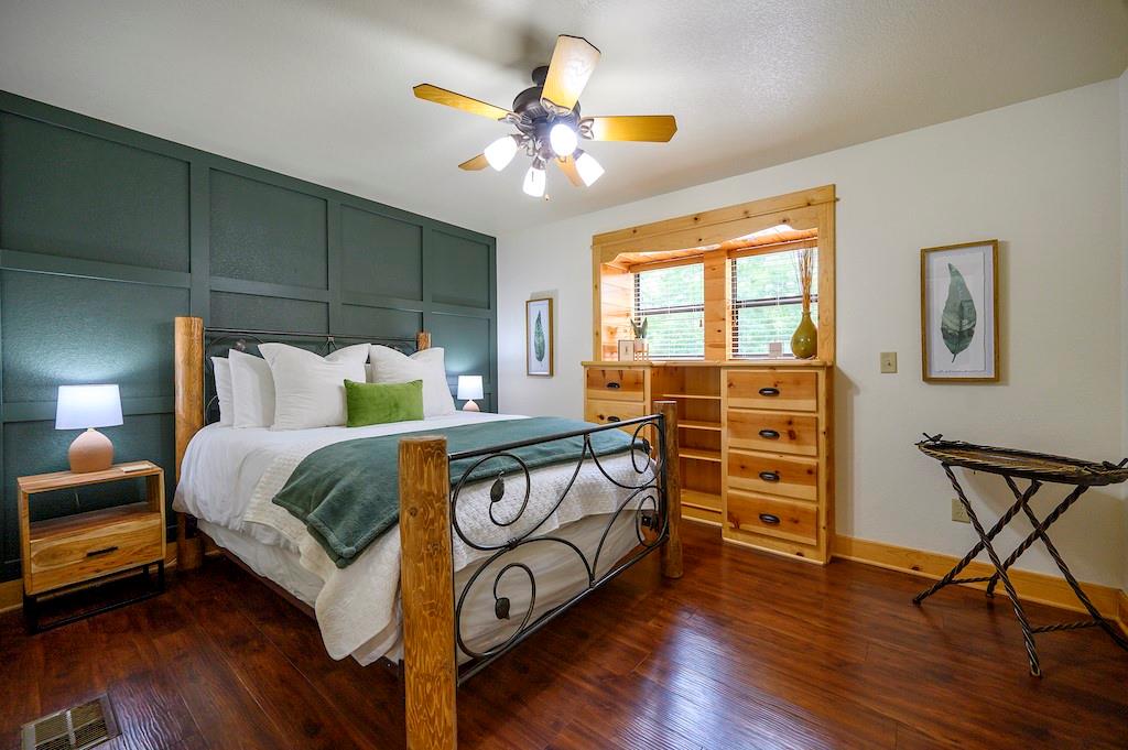 182 Paddlefish Road
