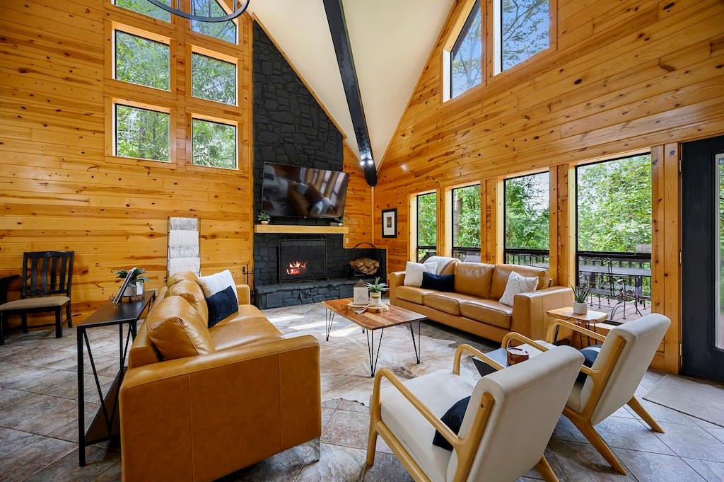 182 Paddlefish Road