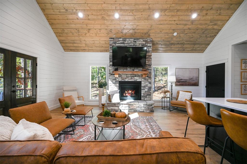 499 Hiddenwater Road