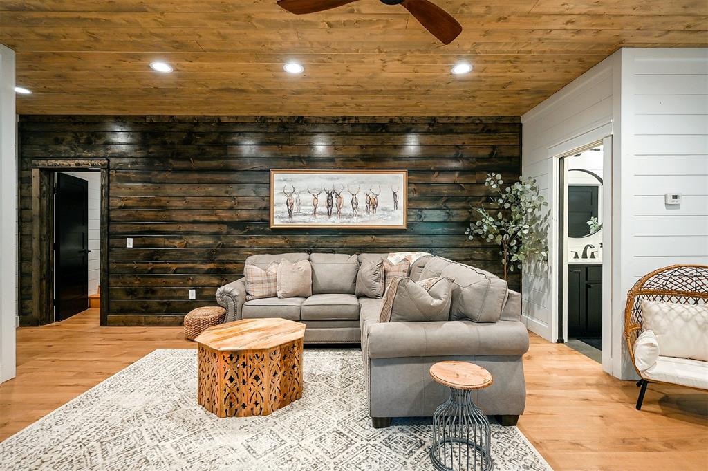 499 Hiddenwater Road