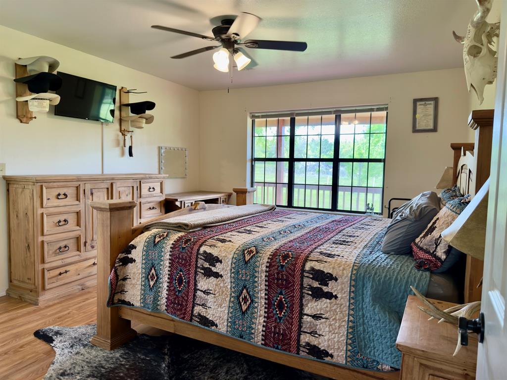 812 Valliant Bypass Road