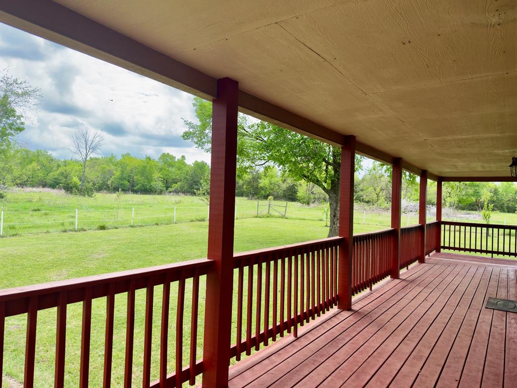 812 Valliant Bypass Road