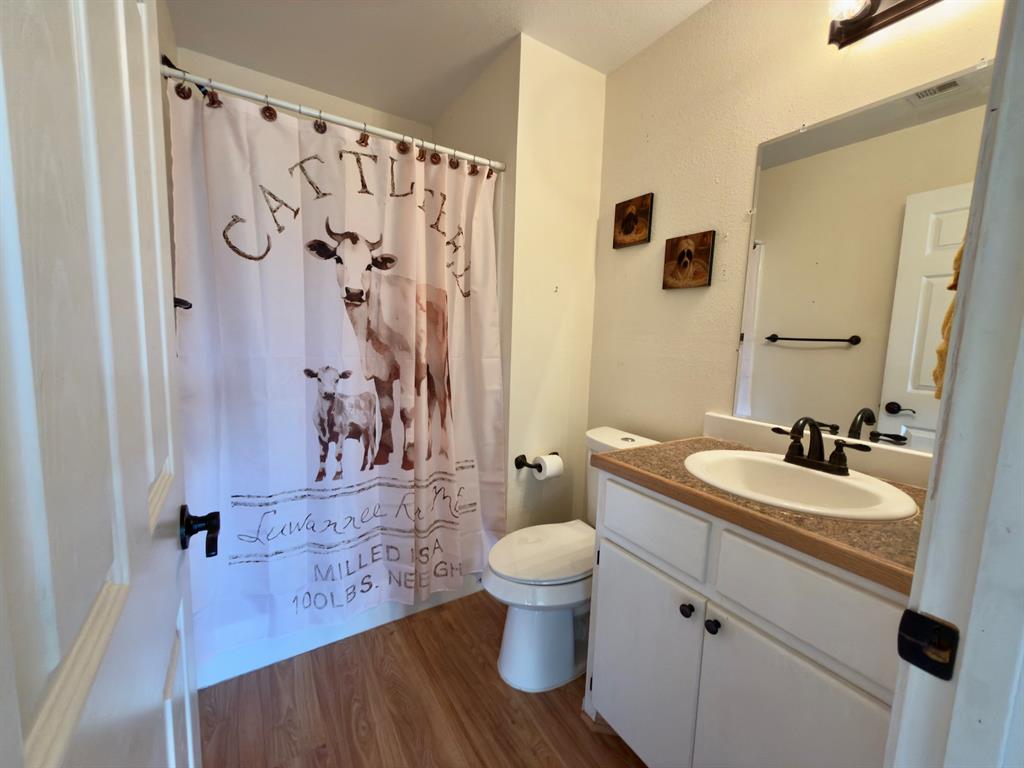 812 Valliant Bypass Road