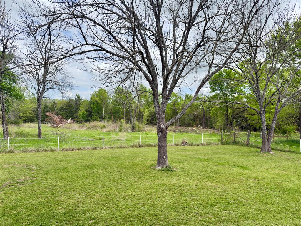 812 Valliant Bypass Road