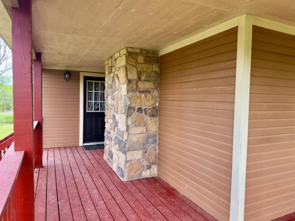 812 Valliant Bypass Road