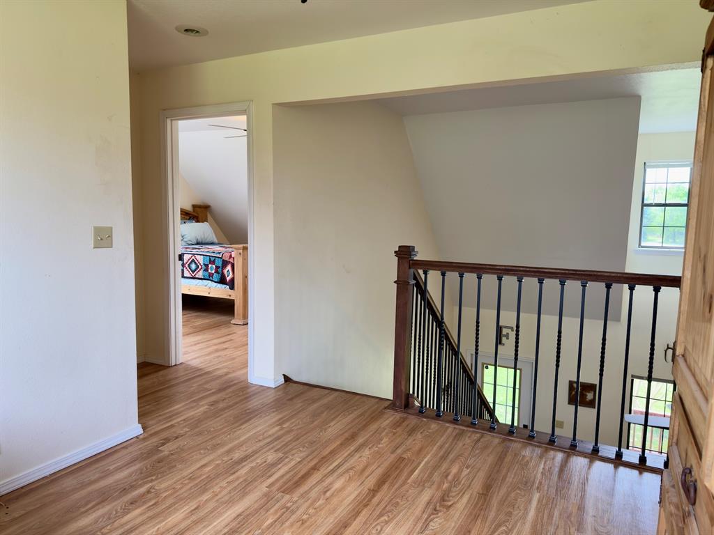 812 Valliant Bypass Road