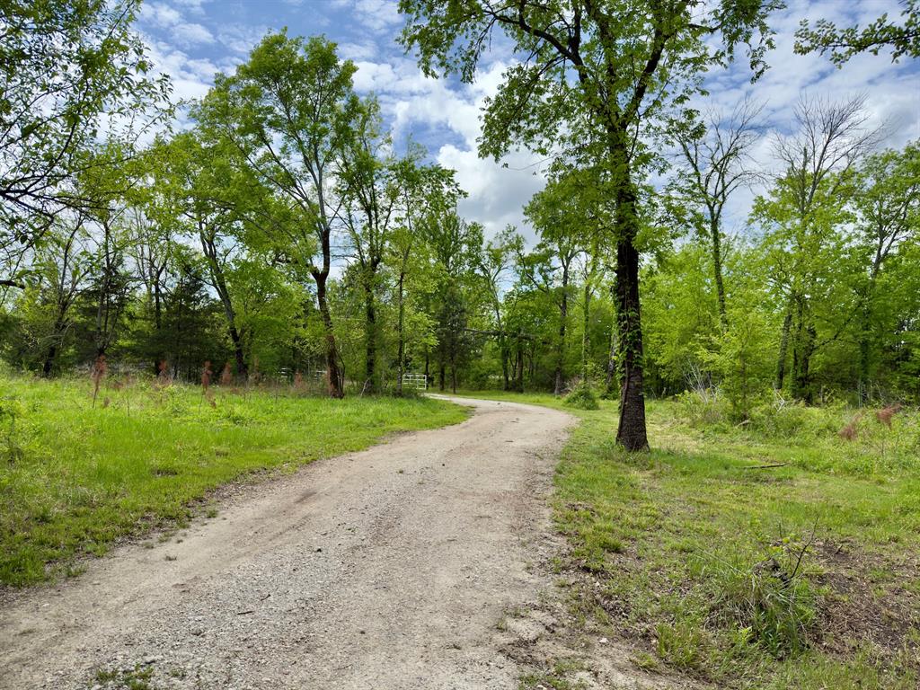 812 Valliant Bypass Road