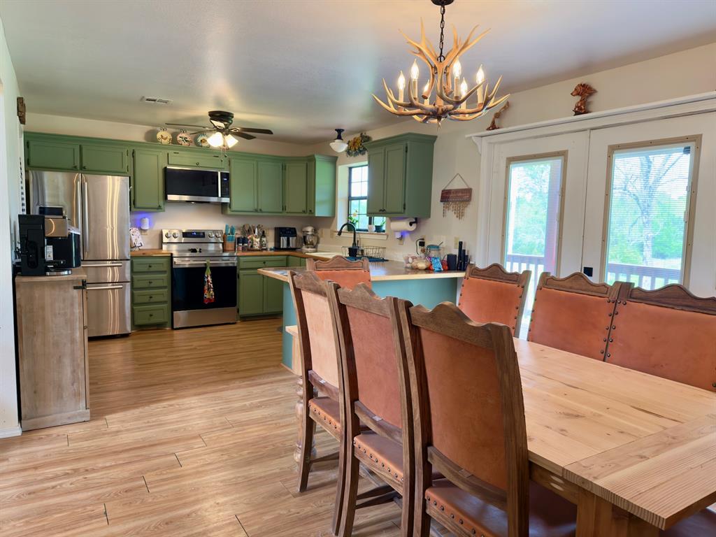 812 Valliant Bypass Road