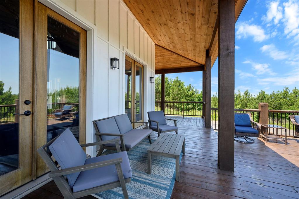 32 Scarlet Oak Trail
