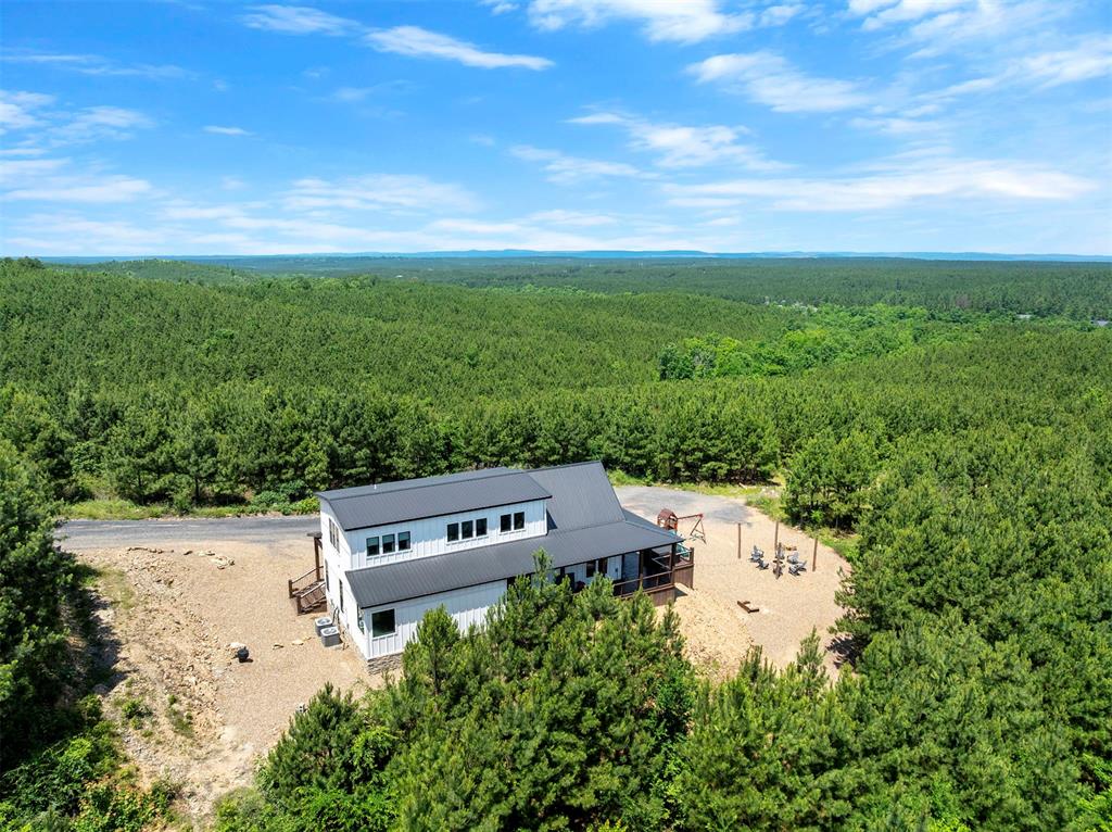 32 Scarlet Oak Trail