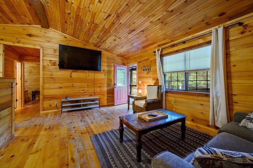 657 Canoe Road