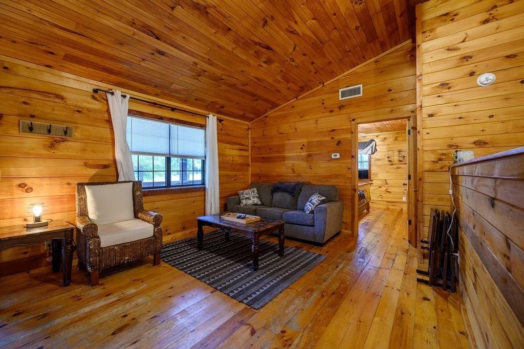 657 Canoe Road
