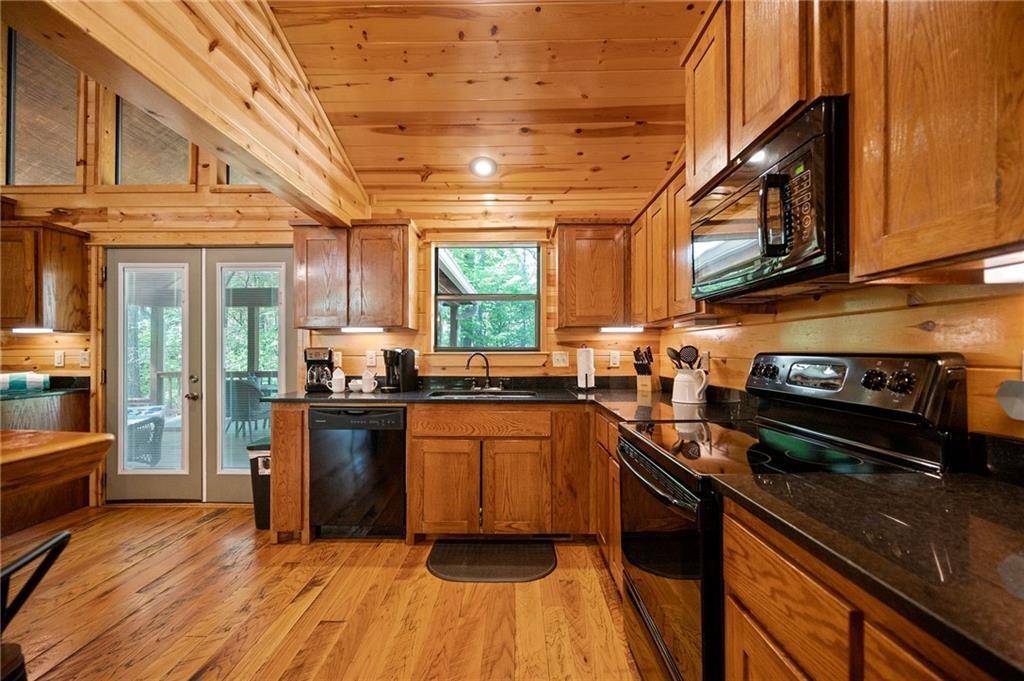 557 Hidden Dogwood Trail