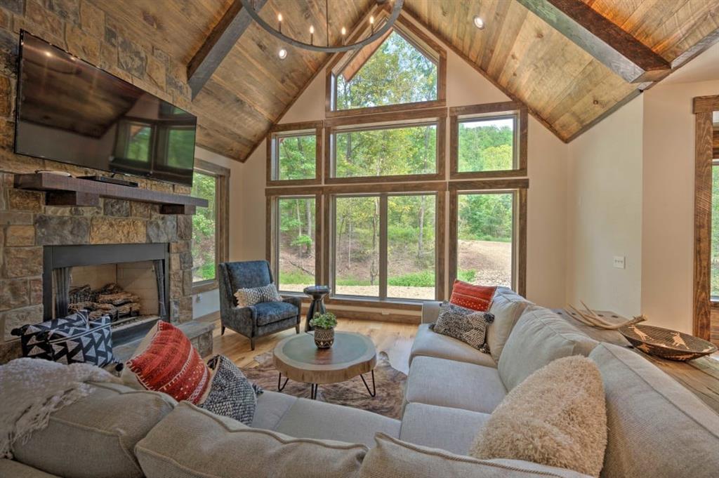 367 Split Creek Lane