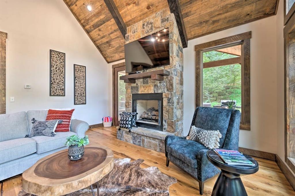 367 Split Creek Lane
