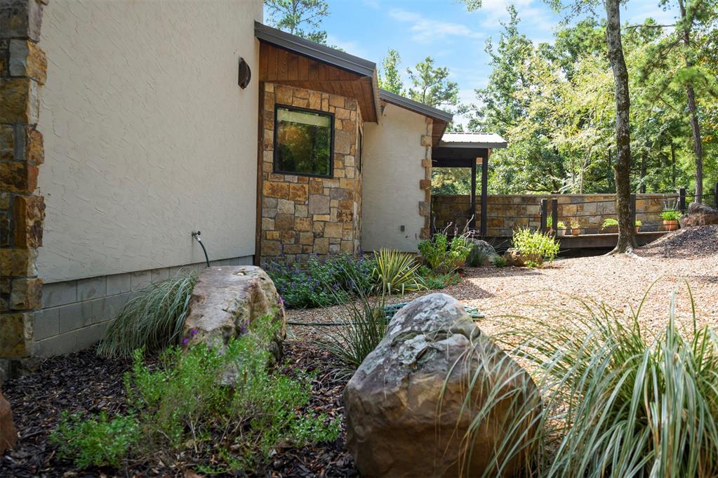 116 Raintree Road